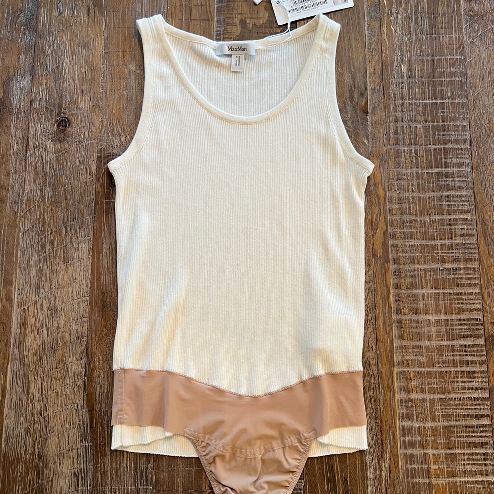 MaxMara cream colored robbed sleeveless cotton bodysuit tank